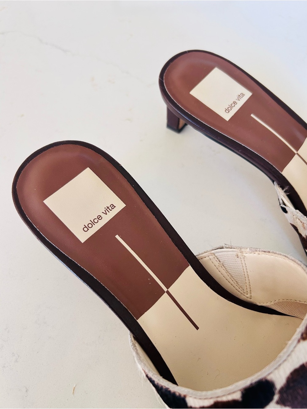 Dolce Vita Lexy Mules. Cow print - Picture 4 of 6